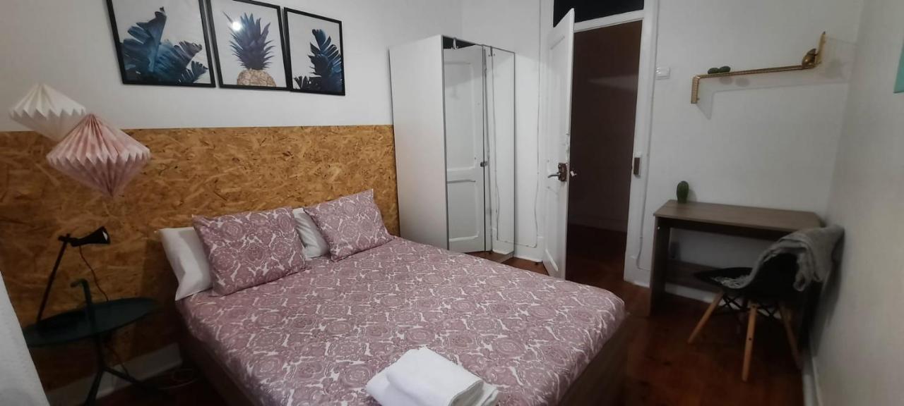 Sunny Terrace Apt, Close To Downtown! 2 Bedroom Flat Apartamento Lisboa